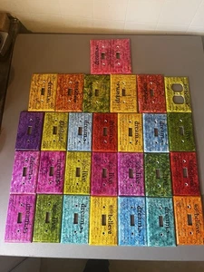 Leviton Colorful Quotes Switch Plate Outlet Lot (28) Assorted Sizes - Picture 1 of 14