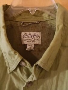 Cabelas Men's Vented Fishing🎣 Shirt Sz: XL Green Safari Short Sleeve 3-Pockets 