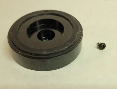 Pata de pies para la mayoría de los componentes y muebles de audiovideo Foto 1 de 4