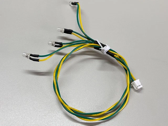 Tamiya 1/14 Scania 770S LED Grill Lights 4 Bright White Connectors ZZG - Image 1 of 1