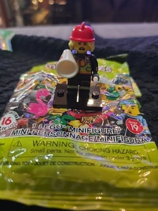 Lego 71025 Collectible Minifigur Series 19 COL19-8 Fire Fighter - Bild 1 von 2