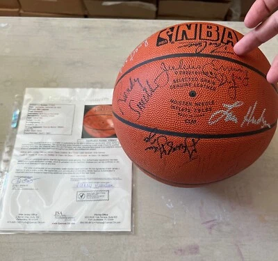 RARE Hall Of Fame LEGENDS Signed NBA Basketball JSA COA Julius Erving, 15+ autos - Image 1 of 4