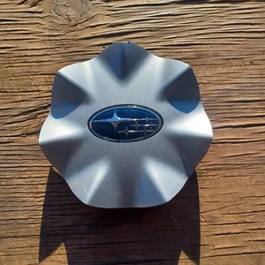 Subaru Tribeca center cap 2006-2014 part # 28821 XA000 05 - Picture 1 of 3