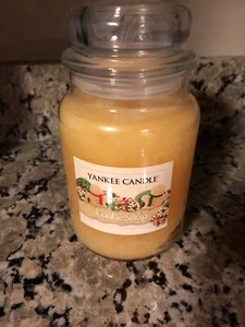Yankee Candle COOKIE SWAP 22 oz JAR Holiday Scent - Picture 1 of 9