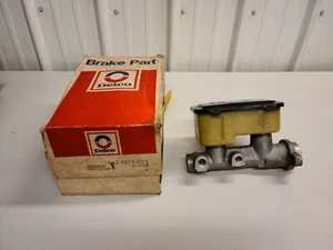 GENUINE GM Master Cylinder 18008065 Chevy Suburban Blazer SQUAREBODY 1985-1991 - Picture 1 of 8
