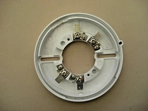 £12 Protec STB-4P-5000 Base for 5000/OP - 5000/ION - 5000/H Detectors - Picture 1 of 3
