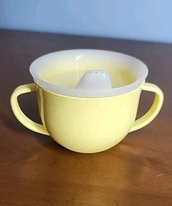 Vintage The First Years Schnabeltasse mit Henkeln gelb weiß transparent - Bild 1 von 3