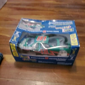 Revell Pro Finish Bobby Labonte Interstate Batteries Grand Prix 1/24 - Picture 1 of 5