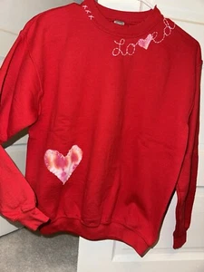 Girls Hand embroidered Valentine’s Day crewneck Sweatshirt - Picture 1 of 3