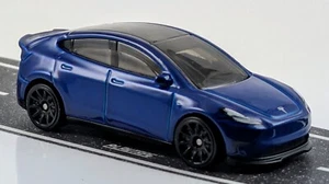 Tesla Model Y / Blue / Matchbox / 2024 - Picture 1 of 2