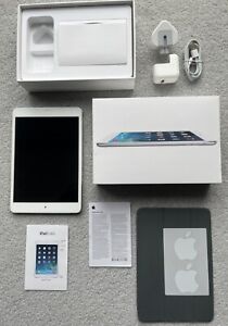 Apple iPad mini 2 Wi Fi 16gb, white and silver