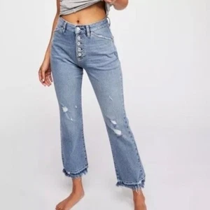 We the Free Dylan Cropped Wide Flare Leg Distressed Raw Hem Jeans Damen Gr. 26 - Bild 1 von 9