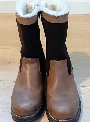 Women's Bass All Leather Elevyn Boots Size 6 1/2 - Image 1 of 4