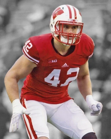 Wisconsin Badgers TJ WATT Glossy 8x10 Photo Spotlight Print Poster Cover