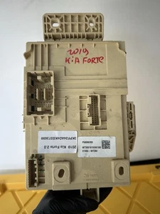 KIA FORTE 2019-2021 TABLERO RELÉ DE FUSIBLES CAJA DE CONEXIONES BLOQUE MÓDULO 91950-M7350 OEM - Imagen 1 de 11