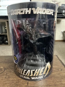 Darth Vader 7" 2006 STAR WARS Unleashed Action Figure Cylinder Hasbro Best Buy - Picture 1 of 2