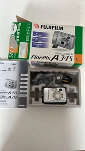 Fujifilm A345 4,1 megapixel fotocamera digitale serie A argento fotocamera testata manuale - Foto 1 di 10