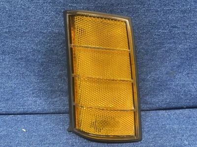 Левосторонний парковочный фонарь в сборе 1980 -1985 Chevy Citation 5969837 - Изображение 1 из 4