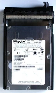 Maxtor 300gb 10k u320 scsi hdd 8j300j008075g, dp/n 0cd808 fw: jnzy rev a00, w/ - Picture 1 of 4