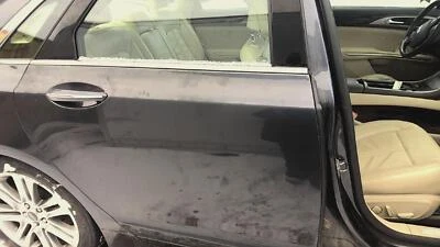 13 LINCOLN MKZ Right (electric) Rhsmoke Quartz Tricoattq Rear Door - Image 1 of 2