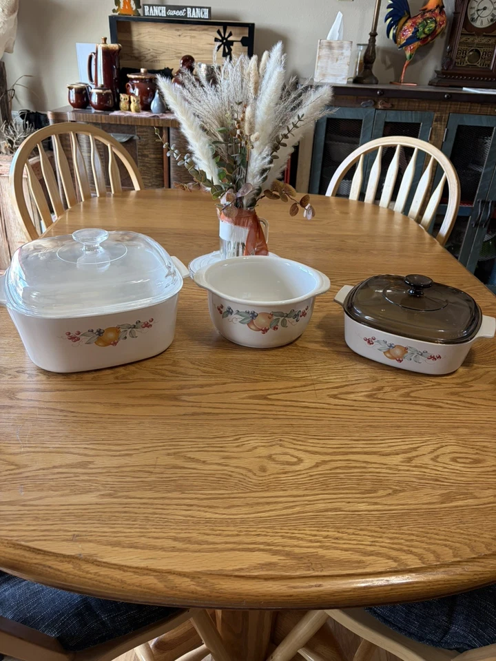 Corning Ware Abundance White Casserole Dishes A-5-B 5L 1-1/2Qt & A-2-B 2L - Image 1 of 4