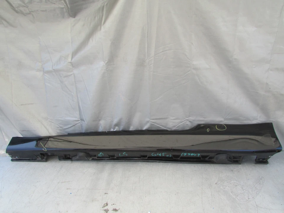 2004 2005 BMW 645Ci 2 portas saia lateral do motorista balancim moldura preta fabricante de equipamento original - Imagem 1 de 4