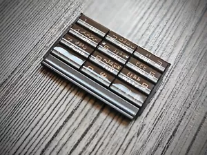 Nokia 8800 Arte Carbon Keypad for Arabian market - Picture 1 of 2