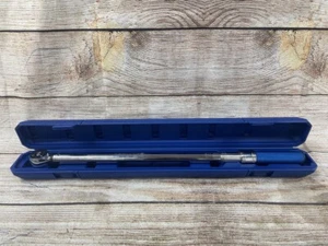 Napa Carlyle Click Style 1/2" Torque Wrench w/ Hard Case (A1G004327) - Picture 1 of 9
