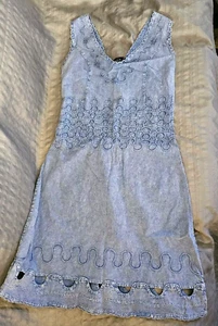 Giocam Dress Women's Medium Blue Denim Boho Embroidered Cut Out Edge Made Peru - Picture 1 of 17