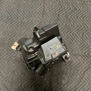 2013 Infiniti JX35 Intake Air Filter Box Assembly Qx60 - Picture 1 of 13