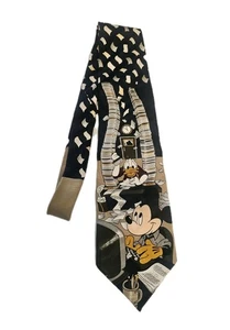 Corbata de colección Scrooge McDuck Mickey Disney Store 100 % seda  - Imagen 1 de 6