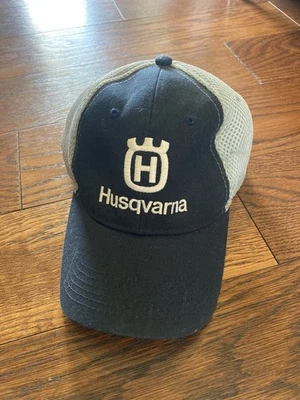 Sombrero ajustable Husquvarna azul marino y gris Foto 1 de 4