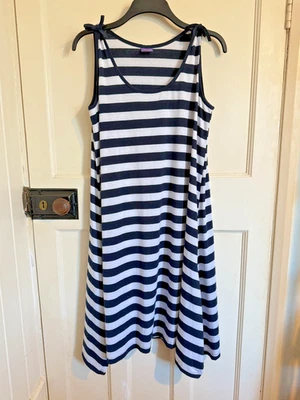 GuoDil Women’s Dress XXL Sleeveless Striped Black White A-Line Stretch Hanky Hem - Image 1 of 4