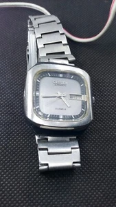 Vintage Citizen Automatic 21 Jewels Day Date Wrist Watch. - Picture 1 of 6