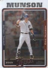 2005 Topps Chrome Baseball Card #263 Eric Munson