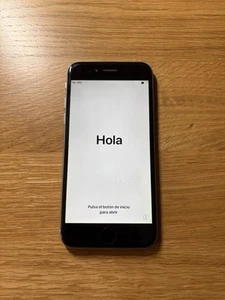 Apple iPhone 6 Silver 64GB - Picture 1 of 3