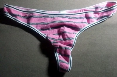 Bragas de bikini Victoria's Secret ROSA grandes de algodón elástico a rayas Foto 1 de 4