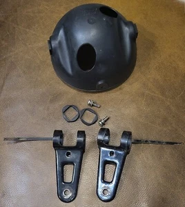 OEM YAMAHA CONJUNTO DE CUBO DE FAROS DT125 1M1-84130-60 ESTANCIAS 2A6-84119 2A6-84118 - Imagen 1 de 4