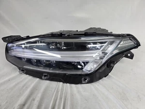 Volvo Xc90 32404715 Xenon Left Headlight OEM LEFT GENUINE 32404715 - Picture 1 of 10