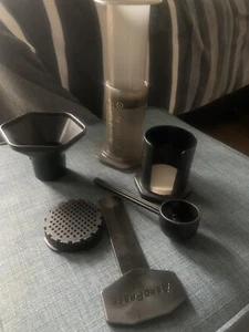 Aeropress Original Portable Coffee & Espresso Press Maker EUC - Picture 1 of 2
