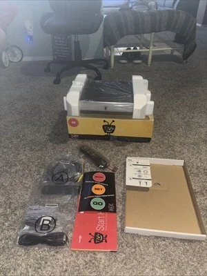 TiVo TCD540040 40GB DVR Recorder Open Box Interior New, Box Rough From Storage - Image 1 of 4