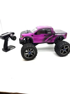 TRAXXAS E MAXX 4X4 SCALA 1/10 RC MONSTER TRUCK doppio motore spazzolato - Foto 1 di 17