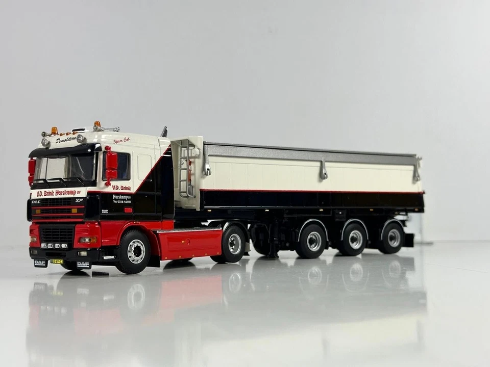 WSI truck models, DAF XF 95 SC 4X2-W/Asfalt Tipper , BRINK HARSKAMP - Image 1 of 4