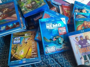 35 Very Nice Disney Blu Ray Movies 3 Are New Sealed READ  - Imagen 1 de 17