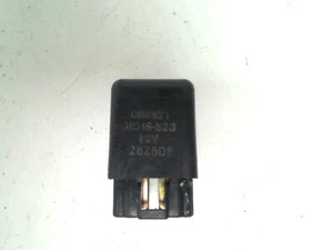 G8MS-S23 relais pour SUZUKI GSX R 750 1996-1999 SRAD 1998 occasion 124952 - Photo 1/3