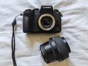 Panasonic Lumix DMC-G85 with Sigma f1.4 30mm DC DN Lens + Dummy Battery - Picture 1 of 7