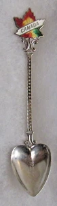 #607) SILVER PLATED TEA SPOON OTTAWA CAPITAL CITY CANADA ONTARIO MAPLE LEAF - Picture 1 of 2