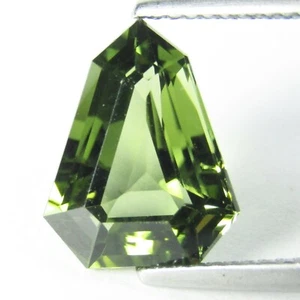 Impresionante gema de colección de corte elegante 100 % natural raro diopside de 3,98 quilates - Imagen 1 de 5