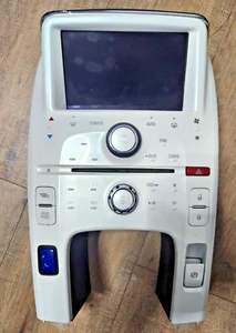 11-15 CHEVY VOLT RADIO STEREO SCREEN INFO FACE CLIMATE CONTROL PANEL CONSOL - Picture 1 of 8