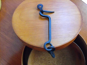 Colonial Blacksmith hand wrought iron 4" hook and eye barn latch, bare metal. - Picture 1 of 6